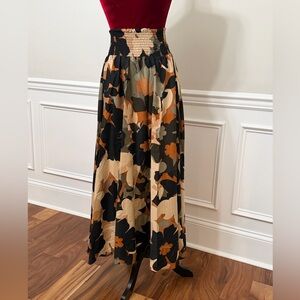 Truly 4 you Maxi Floral Camouflage Skirt in Black & Tan